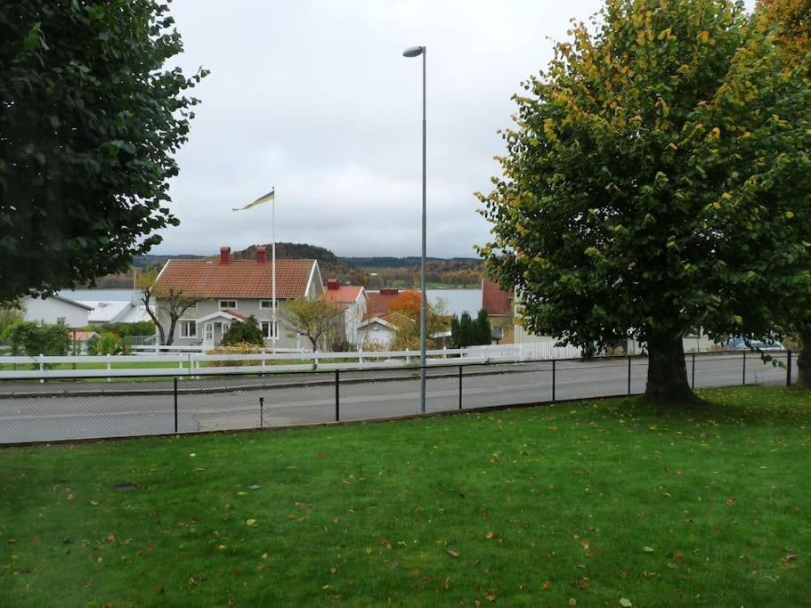 Ekhult Apartments - Ground Floor - Garden And Lake View Ulricehamn Luaran gambar