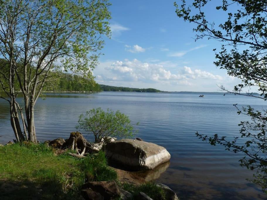 Ekhult Apartments - Ground Floor - Garden And Lake View Ulricehamn Luaran gambar